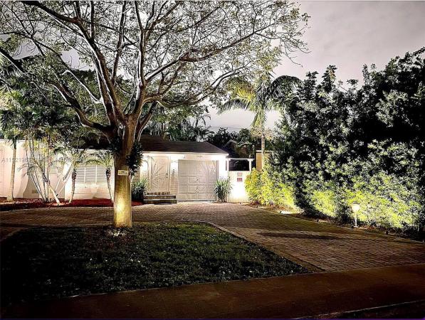 Hollywood Little Ranches, 2426 Johnson St, Hollywood, Florida 33020, image 2