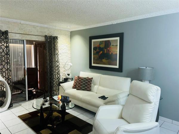 West Flagler Heritage, 10851 SW 2nd St #K309, Sweetwater, Florida 33174, image 1