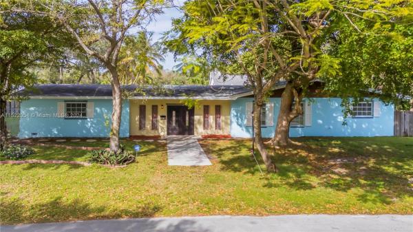 Hillary Estates, 7445 SW 164th St, Palmetto Bay, Florida 33157, image 1