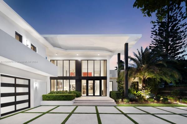 Sans Souci Estates, 1995 NE 118th Rd, North Miami, Florida 33181, image 1