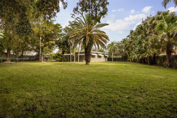 Suchman Business Park, 9380 SW 73rd Ave, Pinecrest, Florida 33156, image 3