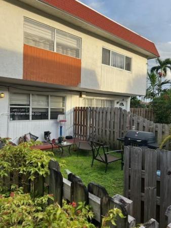 The Lofts Town Villas, 1560 NE 151st St #102, Golden Glades, Florida 33162, image 1