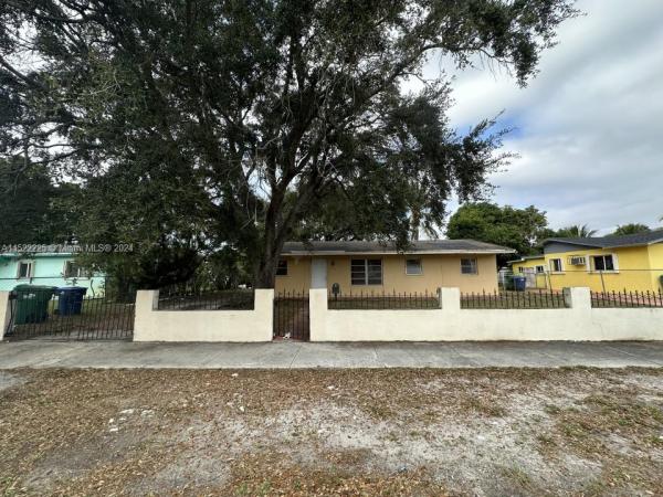 Bankers, 3323 NW 181st St, Miami Gardens, Florida 33056, image 2