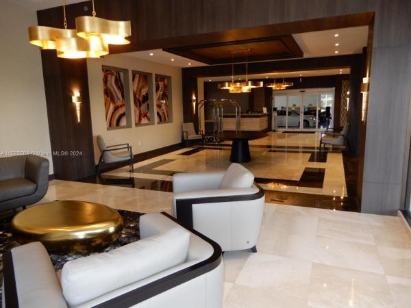 Waterview 2, 20515 E Country Club Dr #1744, Aventura, Florida 33180, image 3