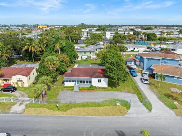 Golf Park, 2545 NW 114th St, Westview, Florida 33167, image 2