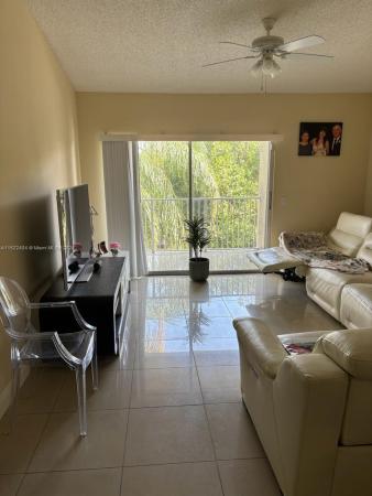 Evergreen Lakes, 5055 Wiles Rd #301, Coconut Creek, Florida 33073, image 1