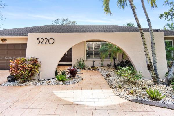 Plantation Harbor, 5220 SW 19th St, Plantation, Florida 33317, image 1