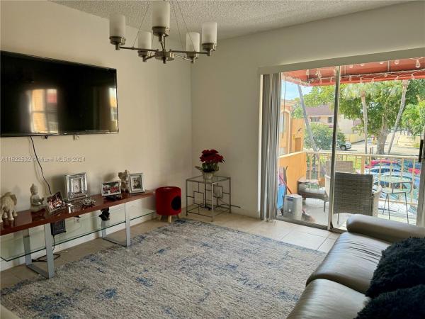 Venetian Gardens At Country Club Of Miami, 18101 NW 68th Ave #B202, Hialeah, Florida 33015, image 3