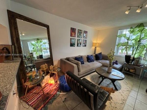 North Bay White House, 1780 79th St Cswy #C209, North Bay Village, Florida 33141, image 3