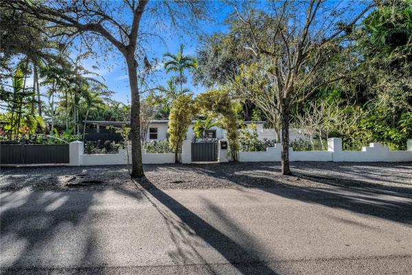 Cocoplum Terrace, 6430 SW 62nd Ct, South Miami, Florida 33143, image 1