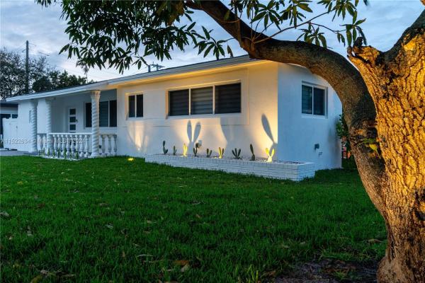 Fulford By The Sea, 1331 NE 160th St, North Miami Beach, Florida 33162, image 3