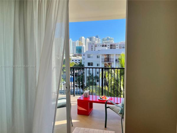 Porto Bellagio, 17145 N Bay Rd #4609, Sunny Isles Beach, Florida 33160, image 1