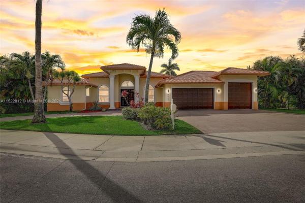 Chemin Des Palms, 6130 SW 56th St, Davie, Florida 33314, image 1