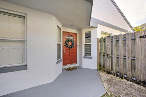 Catalina West, 22210 SW 101st Ave Rd, Cutler Bay, Florida 33190, image 2