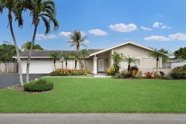 Pine Shore, 11405 SW 123rd Ter, Kendall, Florida 33176, image 1
