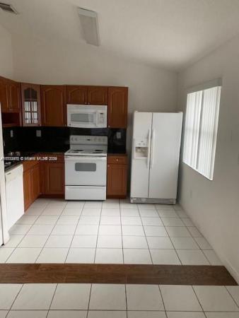 Lago Mar South, 15963 SW 82nd St, Kendall, Florida 33193, image 3