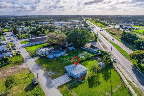 Randolphs, 21860 SW 118th Ct, Goulds, Florida 33170, image 3
