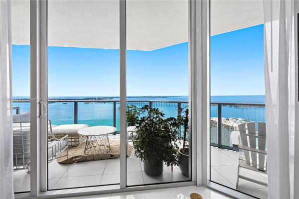 Brickell House, 1300 Brickell Bay Dr #3202, Miami, Florida 33131, image 1