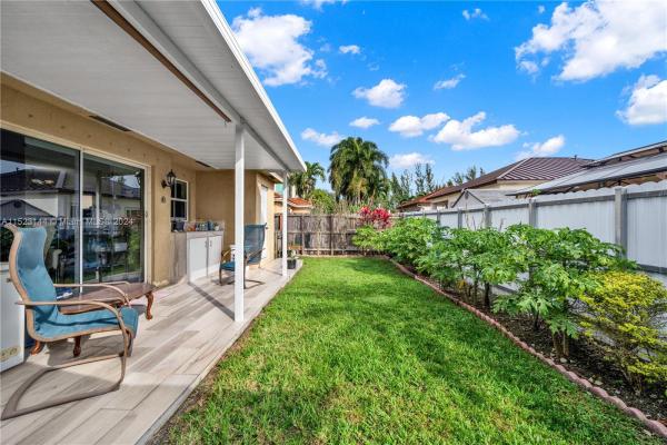 Riviera Trace, 1117 NW 136th Ct, Tamiami, Florida 33182, image 3