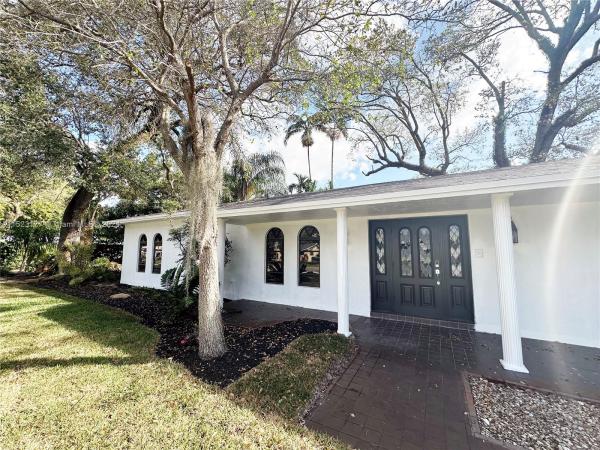Rolling Oaks Estates, 18861 NW 17th Ave, Miami Gardens, Florida 33056, image 3