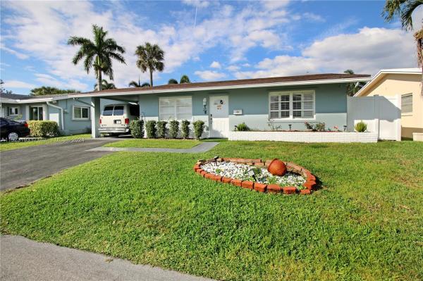 Tamarac Lakes South, 2921 NW 48th St, Tamarac, Florida 33309, image 1