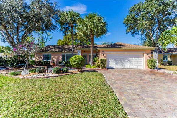 Bermuda Cove, 5501 NW 40th Ter, Coconut Creek, Florida 33073, image 2