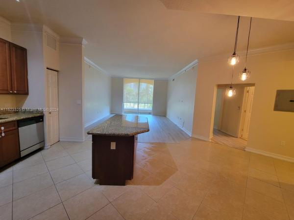 Alaqua, 3001 NE 185th St #333, Aventura, Florida 33180, image 1