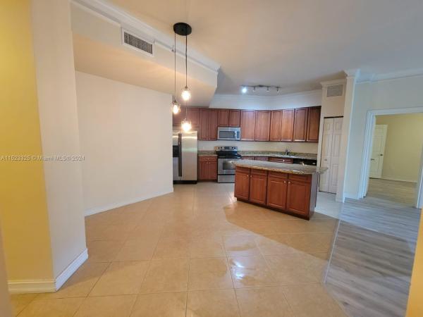 Alaqua, 3001 NE 185th St #333, Aventura, Florida 33180, image 3