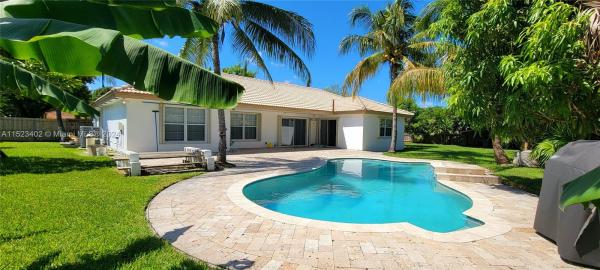 Biscayne Best, 15861 SW 287th St, Country Walk, Florida 33033, image 1