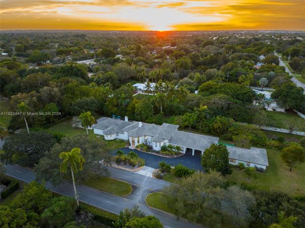 141 Royal Palm Ct, Plantation, Florida 33317, image 1