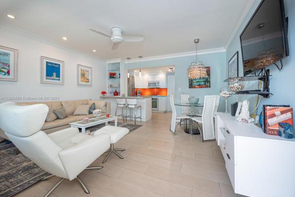 Golden Bay Lodge, 2001 S Ocean Dr #11, Hallandale Beach, Florida 33009, image 1