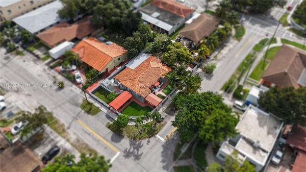 Carolina Heights, 409 SW 29th Ave, Miami, Florida 33135, image 3