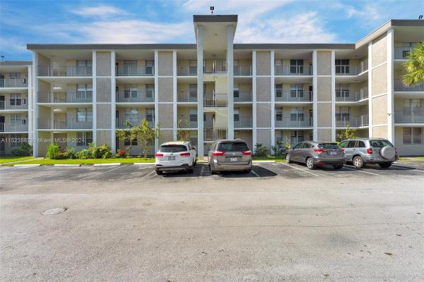 Cypress Chase, 2999 NW 48th Ave #153, Lauderdale Lakes, Florida 33313, image 1
