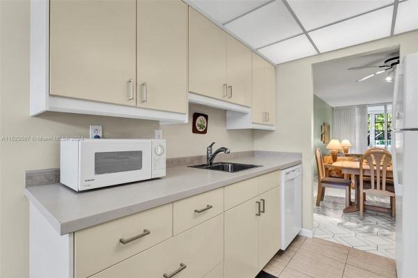 Cypress Chase, 2999 NW 48th Ave #153, Lauderdale Lakes, Florida 33313, image 2