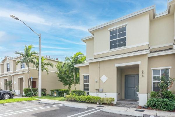 Keys Pointe, 495 NE 5th Way #495, Florida City, Florida 33034, image 2