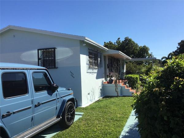 Grapeland, 2466 SW 16th Ter, Miami, Florida 33145, image 2
