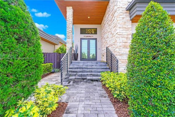 Pinnacle At Park Central, 10294 NW 76th Ter, Doral, Florida 33178, image 2