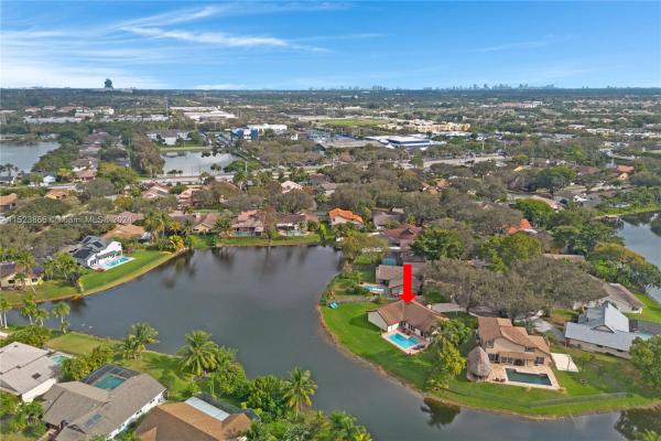 Country Address, 8745 SW 57th Pl, Cooper City, Florida 33328, image 2