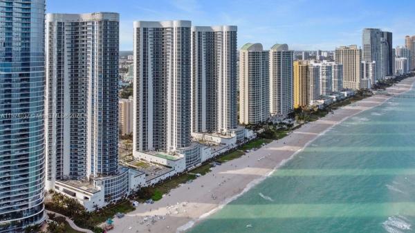 Tdr Tower 2, 15901 Collins Ave #2401, Sunny Isles Beach, Florida 33160, image 2