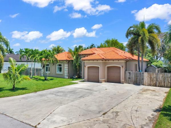 Emerald Greens, 32283 SW 205th Ave, Redland, Florida 33030, image 1