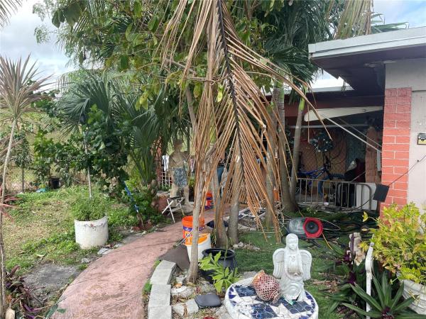 Gracewood, 6213 Tyler St, Hollywood, Florida 33024, image 3