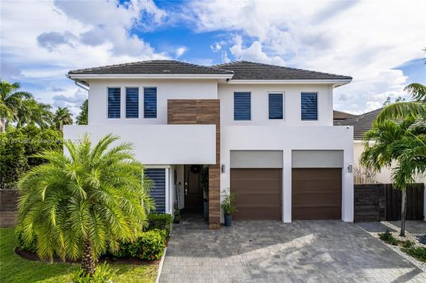 Venetian Parc, 15018 SW 176th St, Richmond West, Florida 33187, image 3