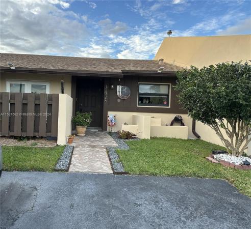 Devon Aire Villas, 12326 SW 111th S Canal St Rd #12326, The Crossings, Florida 33186, image 2