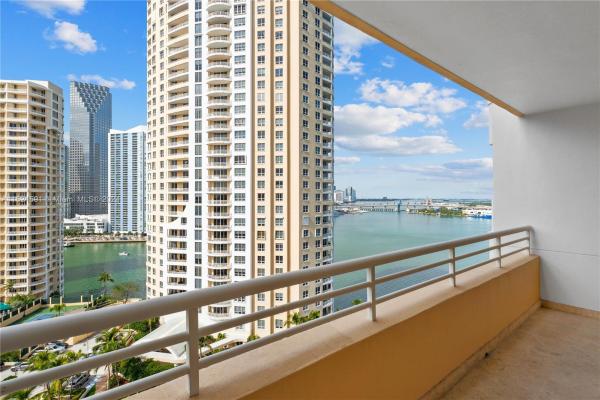 Two Tequesta Point, 808 Brickell Key Dr #1707, Miami, Florida 33131, image 1