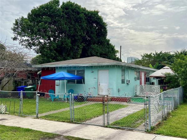 Ocoee Park, 2042 NW 18th St, Miami, Florida 33125, image 1