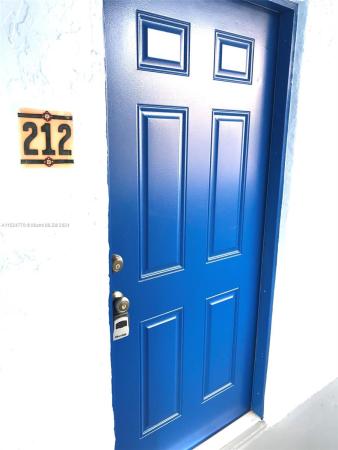 Bleau Grotto, 9440 Fontainebleau Blvd #212, Fountainebleau, Florida 33172, image 3
