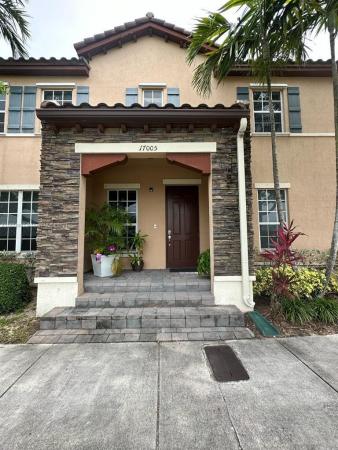 Kendall Commons Residential, 17005 SW 96th St, Kendall, Florida 33196, image 1