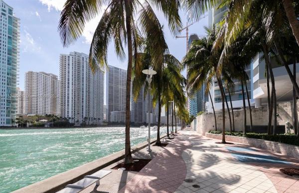 One Miami East, 335 S Biscayne Blvd #1702, Miami, Florida 33131, image 3