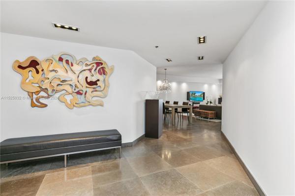 Villa Regina, 1581 Brickell Ave #1604, Miami, Florida 33129, image 2