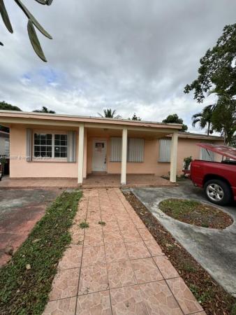 Hialeah Residential, 711 E 31st St, Hialeah, Florida 33013, image 1